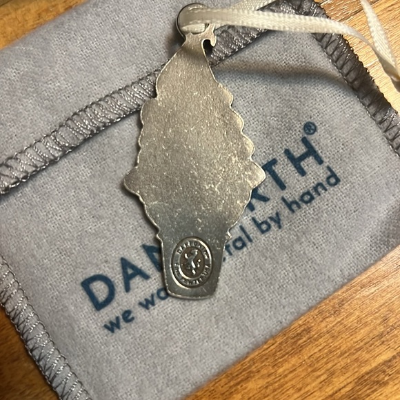 Danforth Creemee Canada Ornament - Pewter - Picture 3 of 4